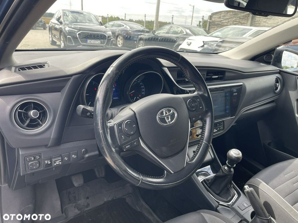 Toyota Auris 1.6 Comfort - 9