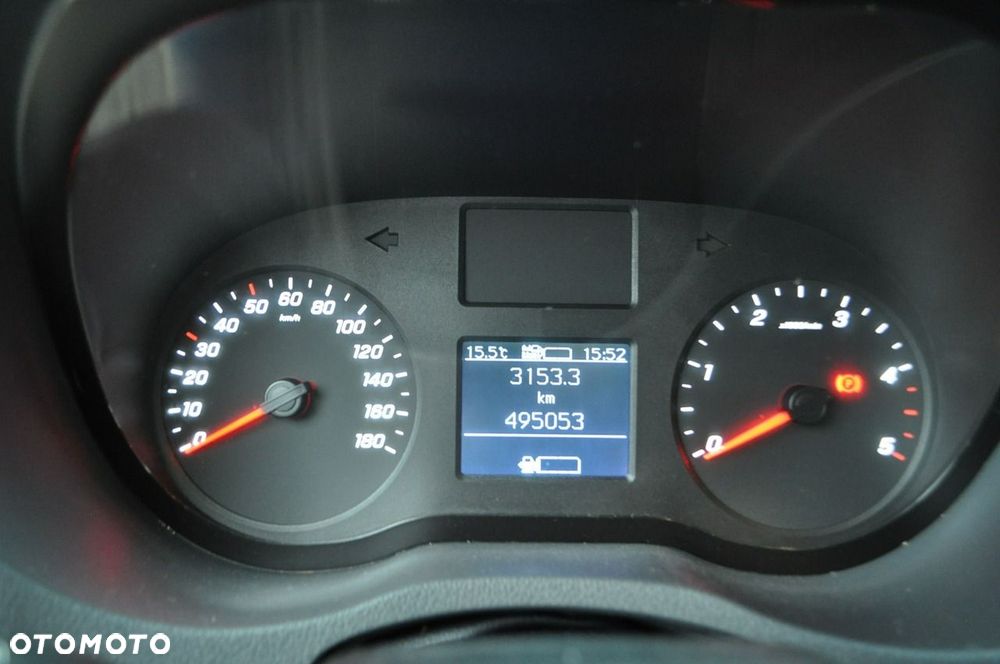 Mercedes-Benz Sprinter - 24