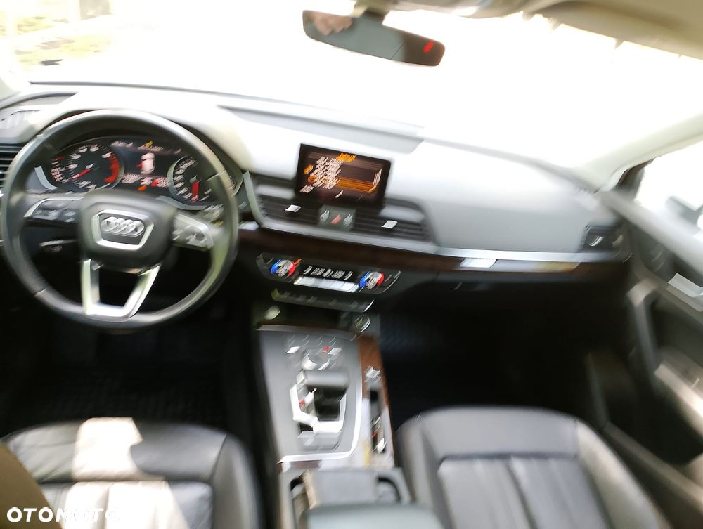 Audi Q5 2.0 TFSI Quattro S tronic design - 11