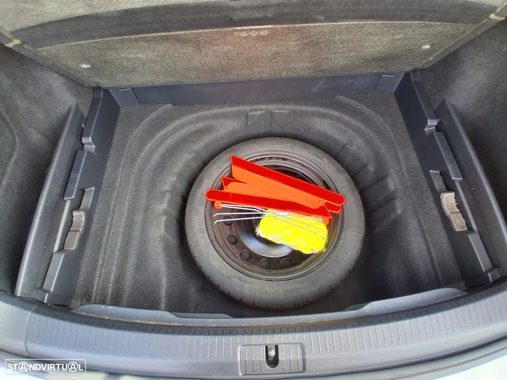 VW Golf Variant 1.6 TDi Confortline - 17