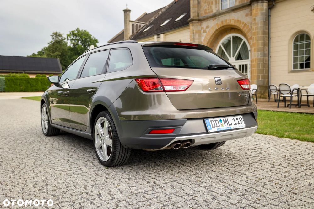 Seat Leon ST 2.0 TDI Start&Stop 4Drive DSG X-Perience - 14