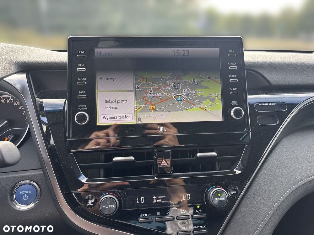 Toyota Camry 2.5 Hybrid Executive CVT - 22