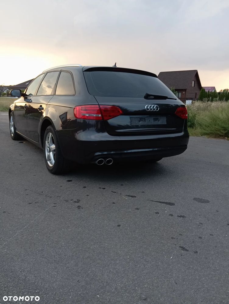 Audi A4 Avant - 9