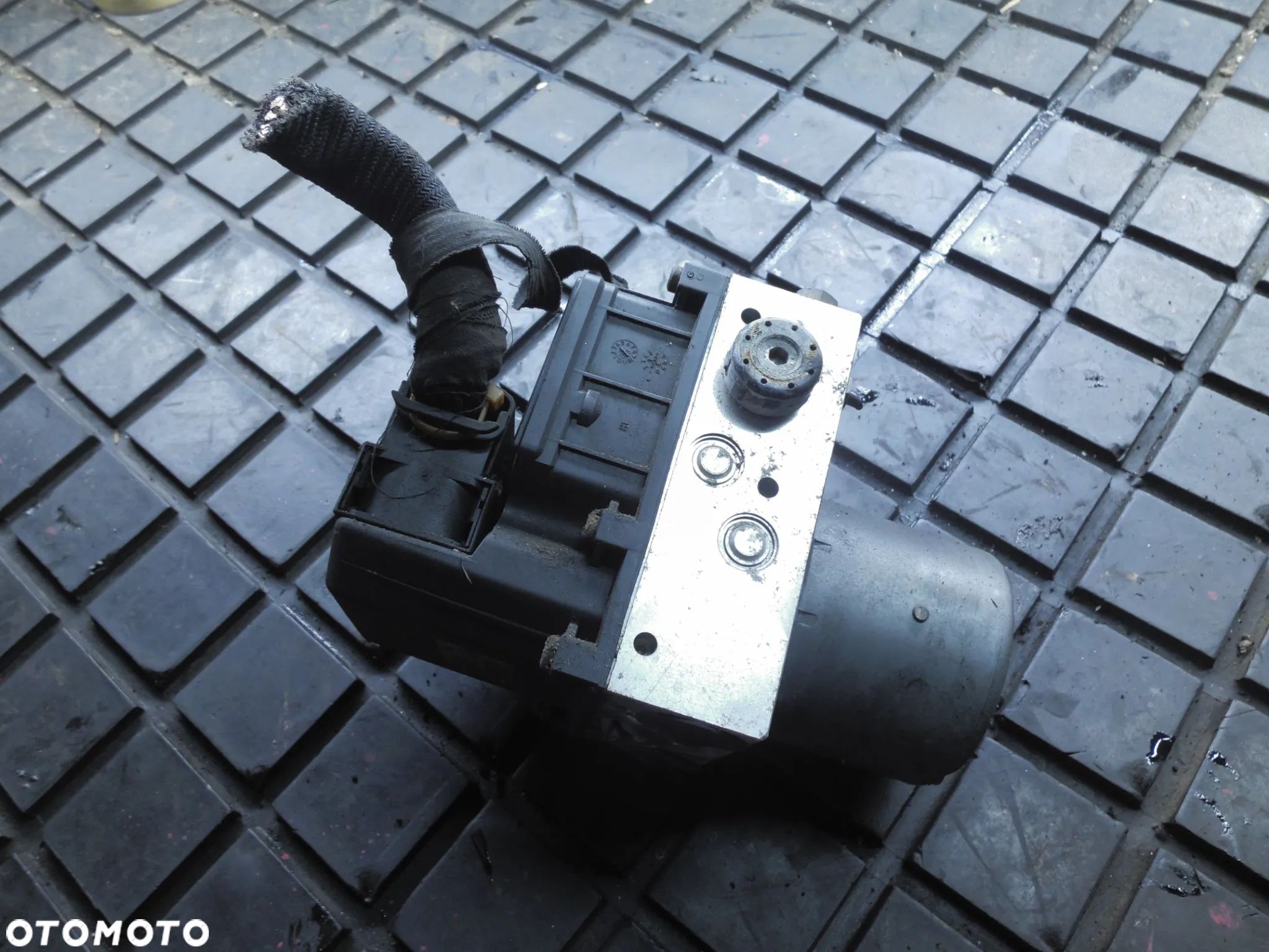 ALFA ROMEO 147 LIFT 1.6 TS POMPA ABS 0265900053 + WTYCZKA INSTALACJA - 1
