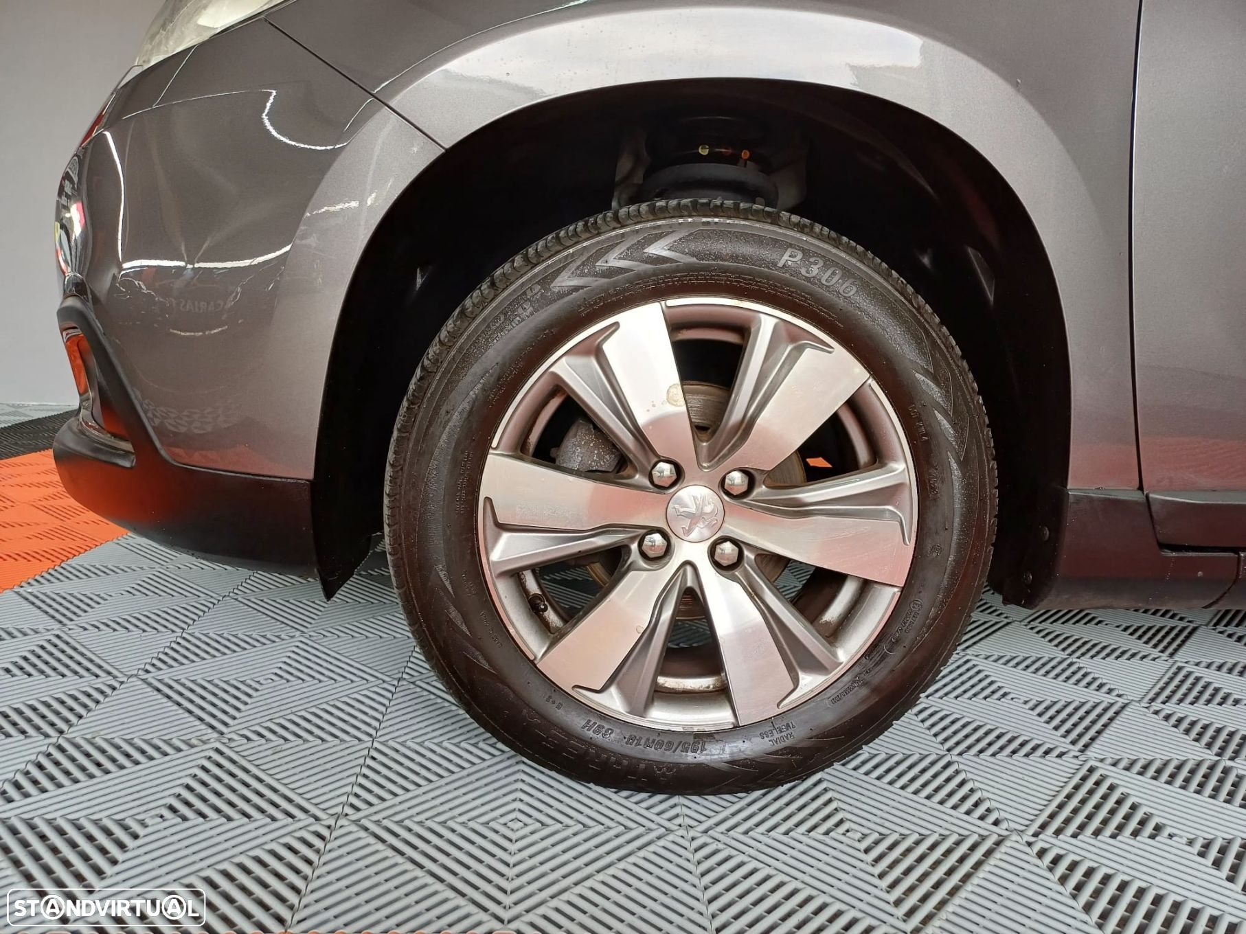 Peugeot 2008 1.4 HDi Allure - 9