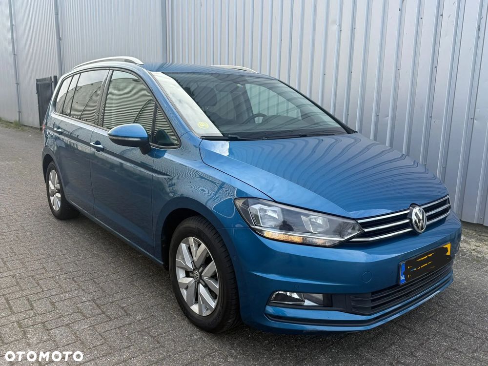 Volkswagen Touran 1.6 TDI SCR BlueMotion Technology DSG Comfortline - 2