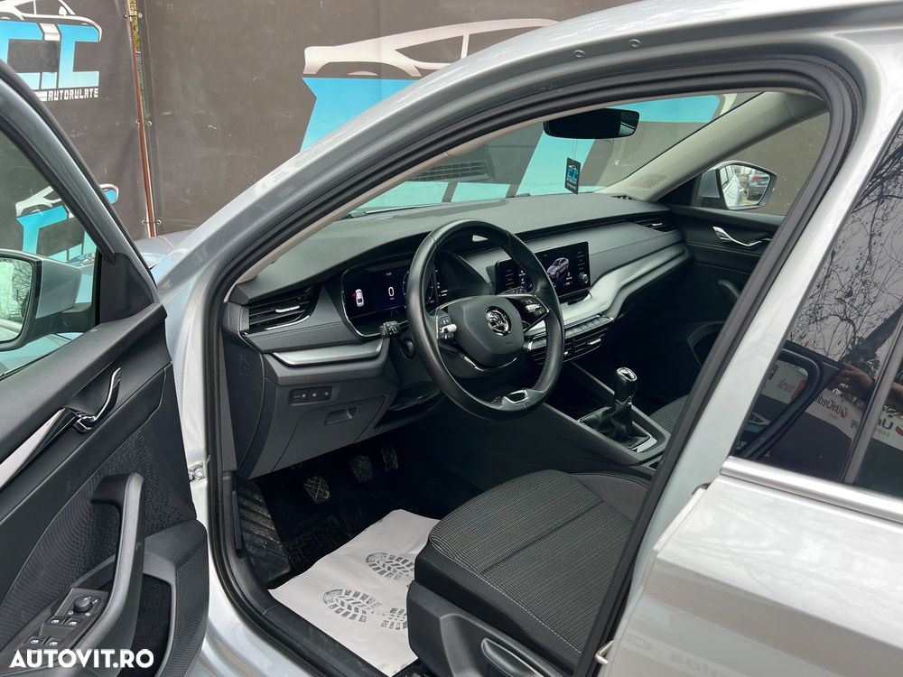 Skoda Octavia 2.0 TDI Active - 11