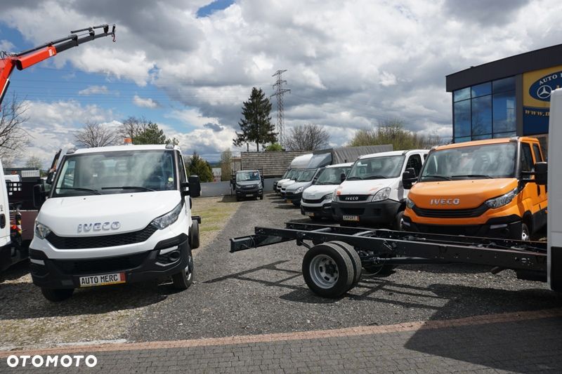 Iveco 35C15 skrzynia wywrotka żuraw HDS - 8