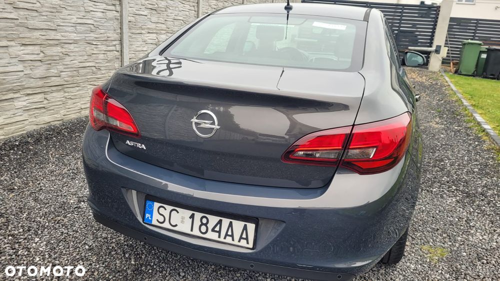 Opel Astra 1.6 Enjoy EU6 - 15