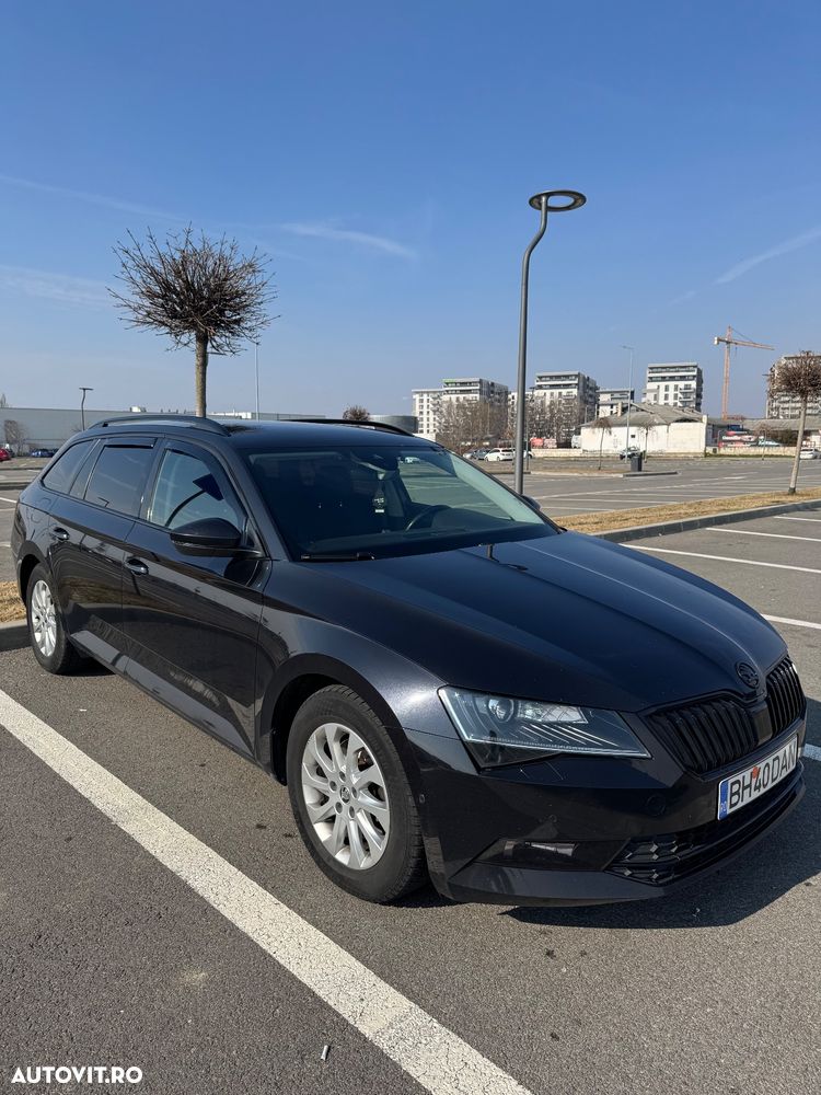 Skoda Superb Combi 2.0 TDI DSG Style - 3