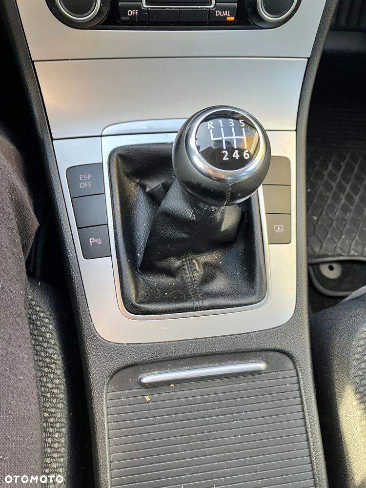 Volkswagen Passat 1.8 TSI Comfortline - 6