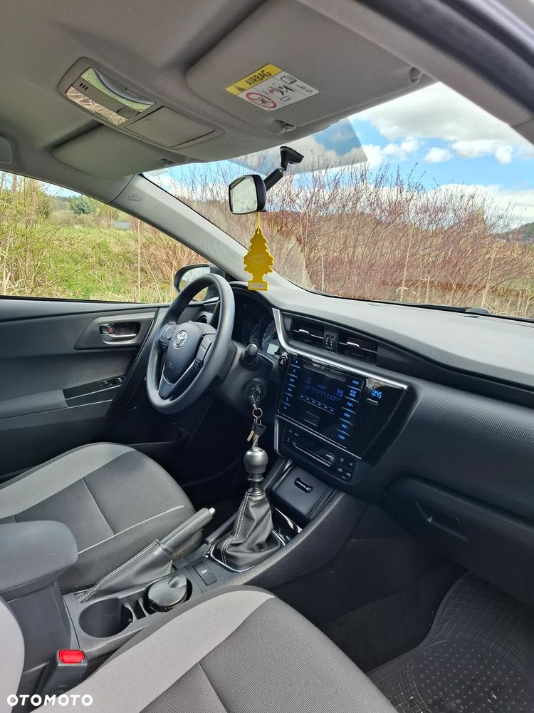 Toyota Auris 1.6 Active - 3