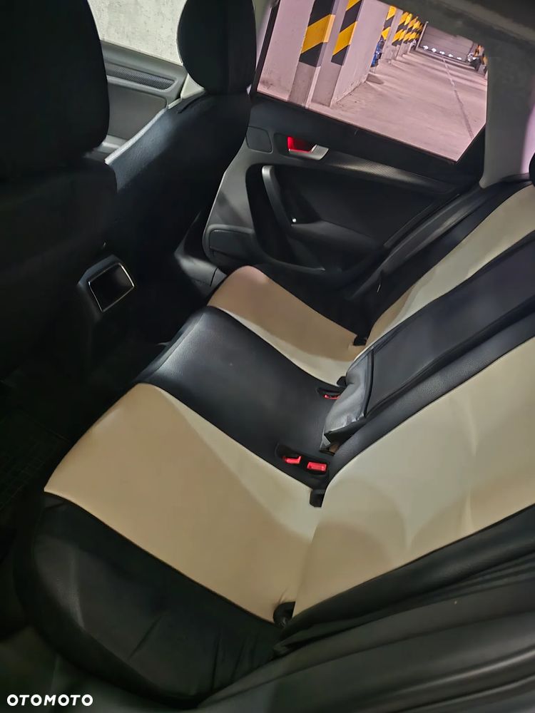 Audi A4 Avant - 14