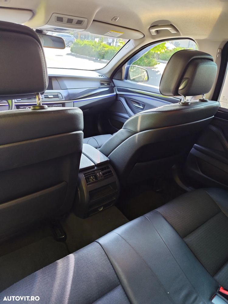 BMW Seria 5 520d Aut. - 10