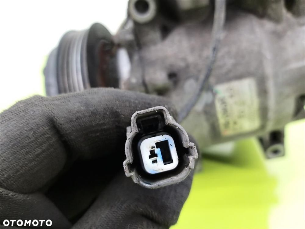 Sprężarka klimatyzacji Honda Jazz  II 2002-2008 1.3B 81KM  KEIHIN HS090R - 6