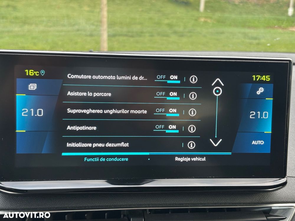 Peugeot 3008 225 e-EAT8 Allure Pack - 28