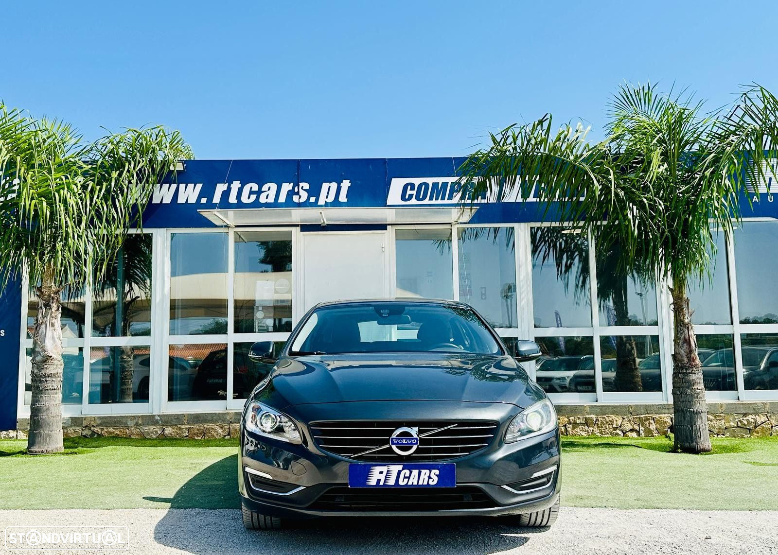 Volvo V60 2.4 D6 Momentum AWD Phev - 2