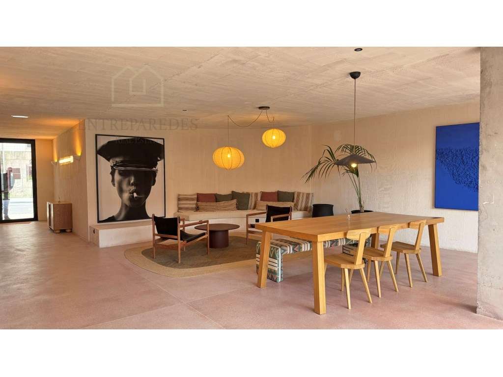 Casa triplex T3 com jardim privativo, lugar de garagem em condomíni... - Grande imagem: 2/44