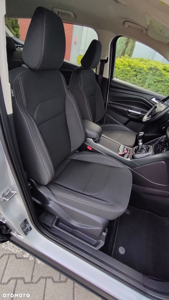 Ford Kuga - 5