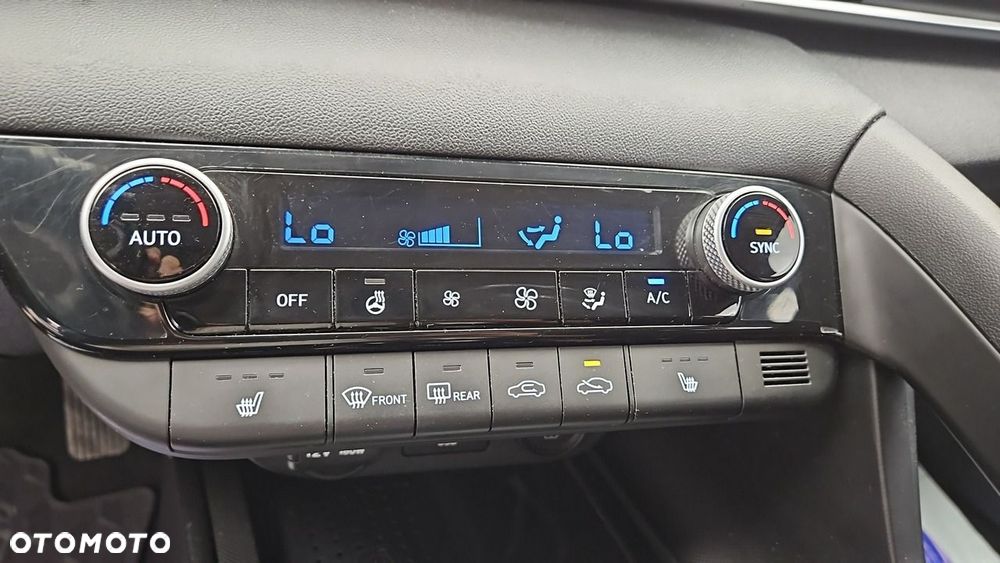Hyundai Elantra 1.6 Smart - 18