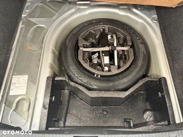 Skoda RAPID 1.2 TSI Ambition - 15