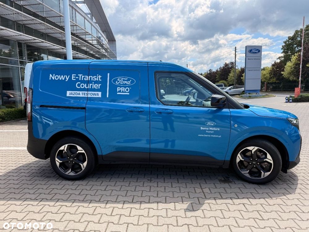 Ford Transit Courier - 6