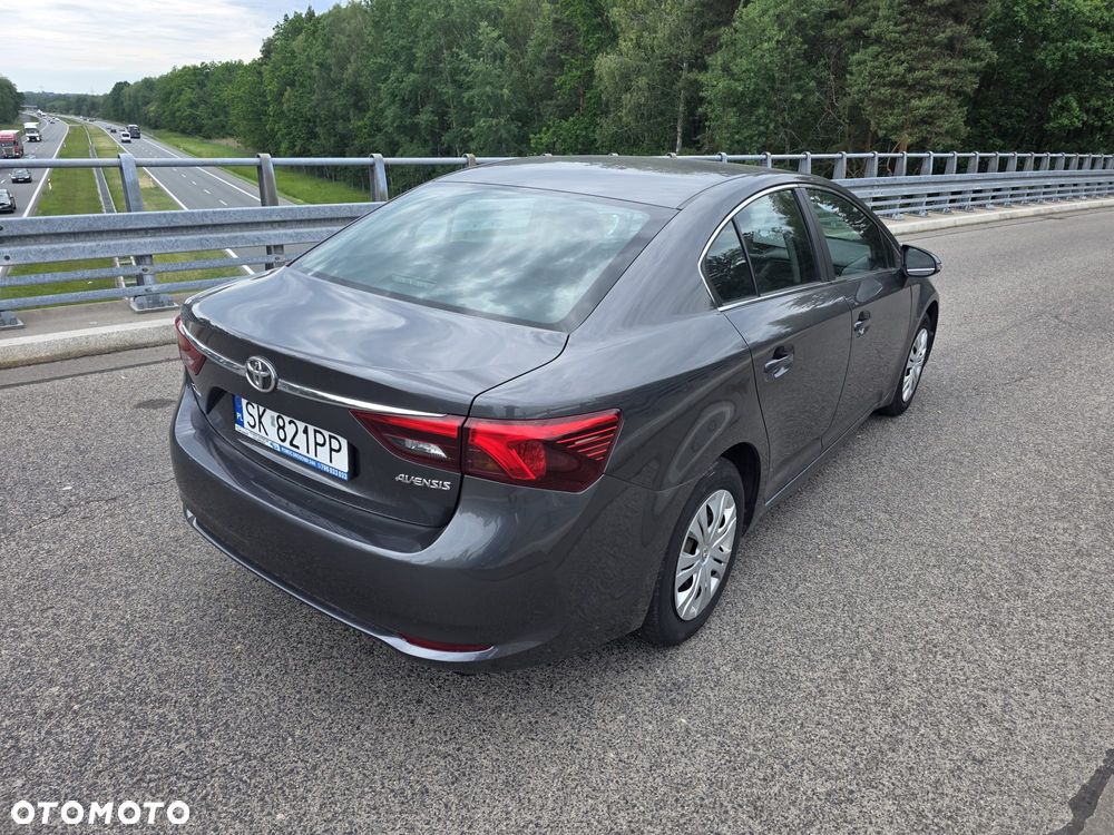 Toyota Avensis 1.8 Active - 2