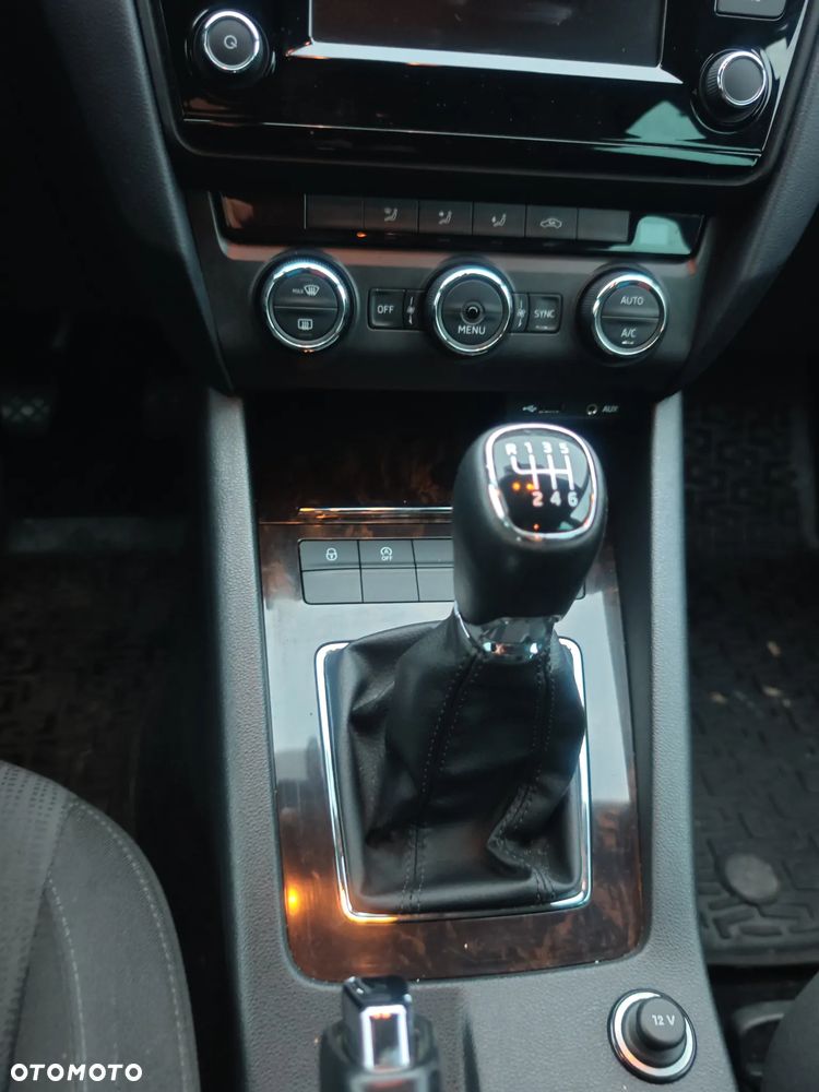 Skoda Octavia - 10