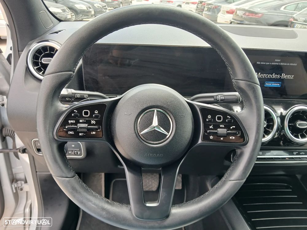 Mercedes-Benz GLA 250 e 8G-DCT - 19