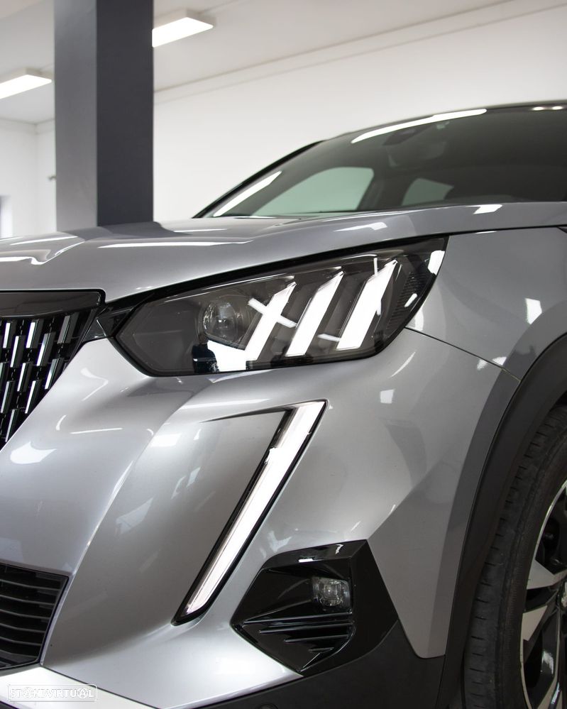 Peugeot 2008 - 4