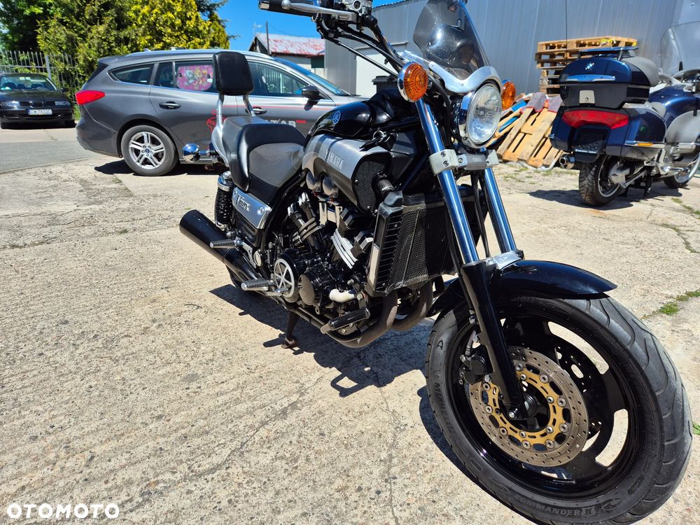 Yamaha V-MAX - 7