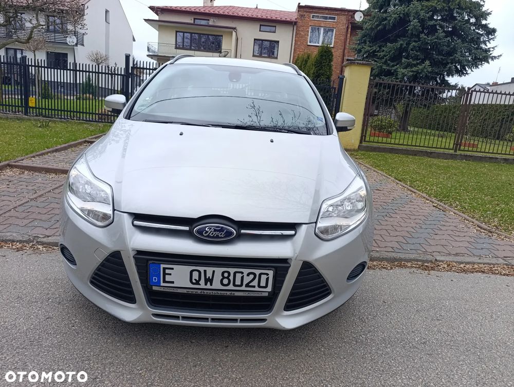 Ford Focus 1.6 TDCi DPF Titanium - 10