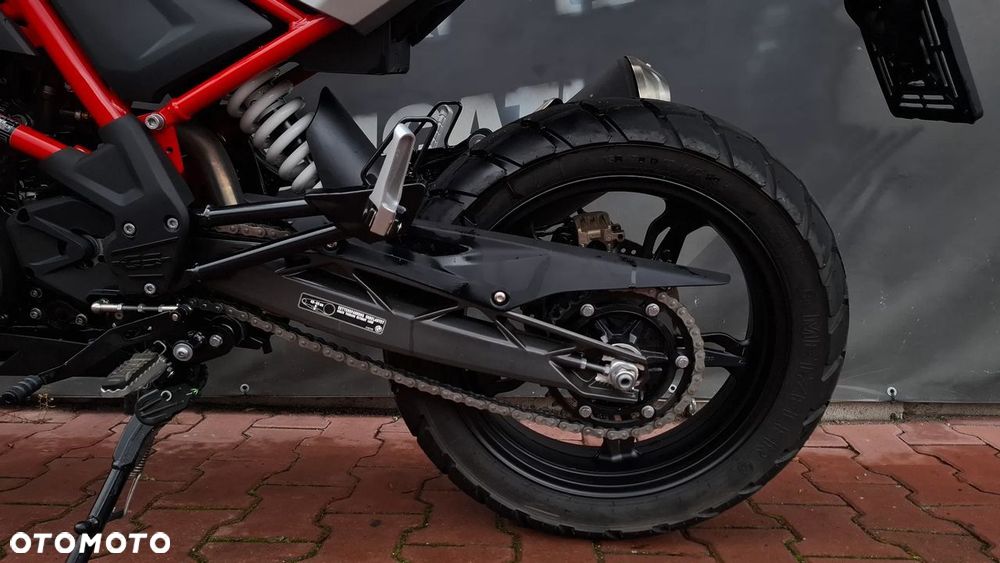 BMW G - 10