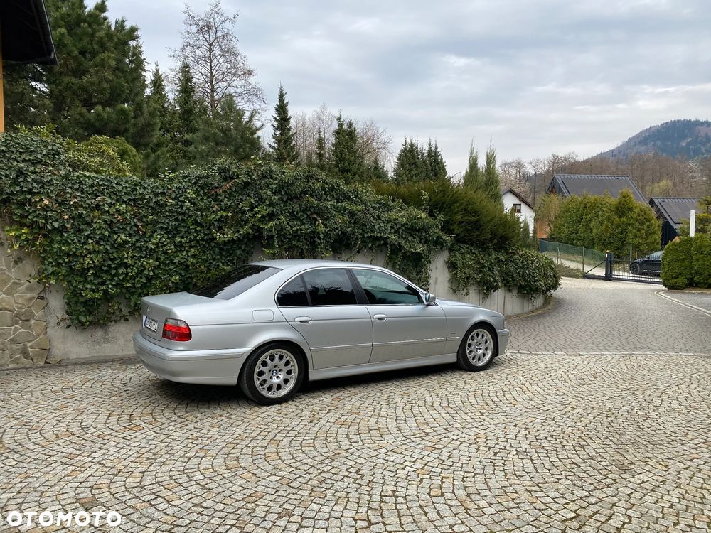BMW Seria 5 525i - 7