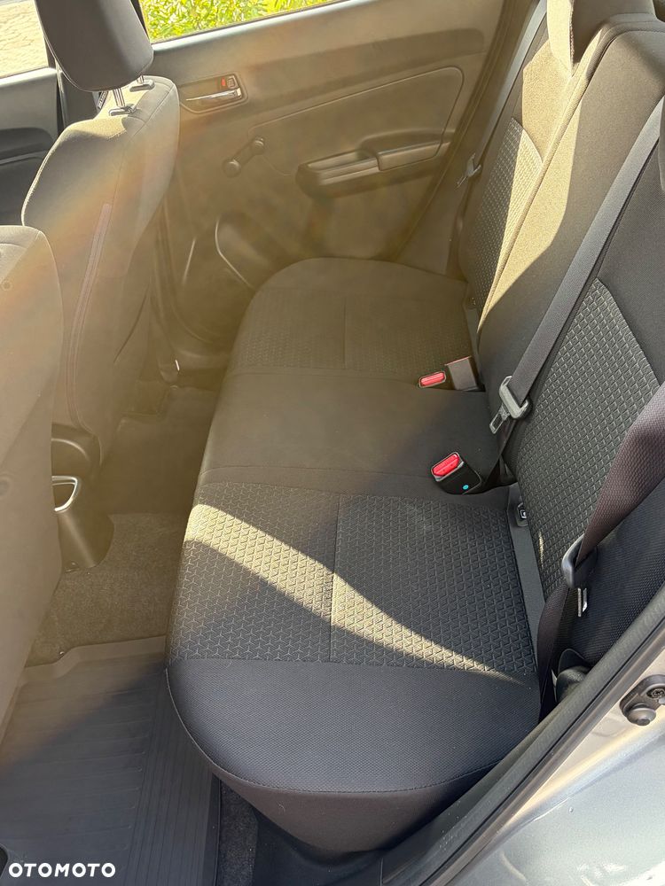 Suzuki Swift 1.2 Premium - 9