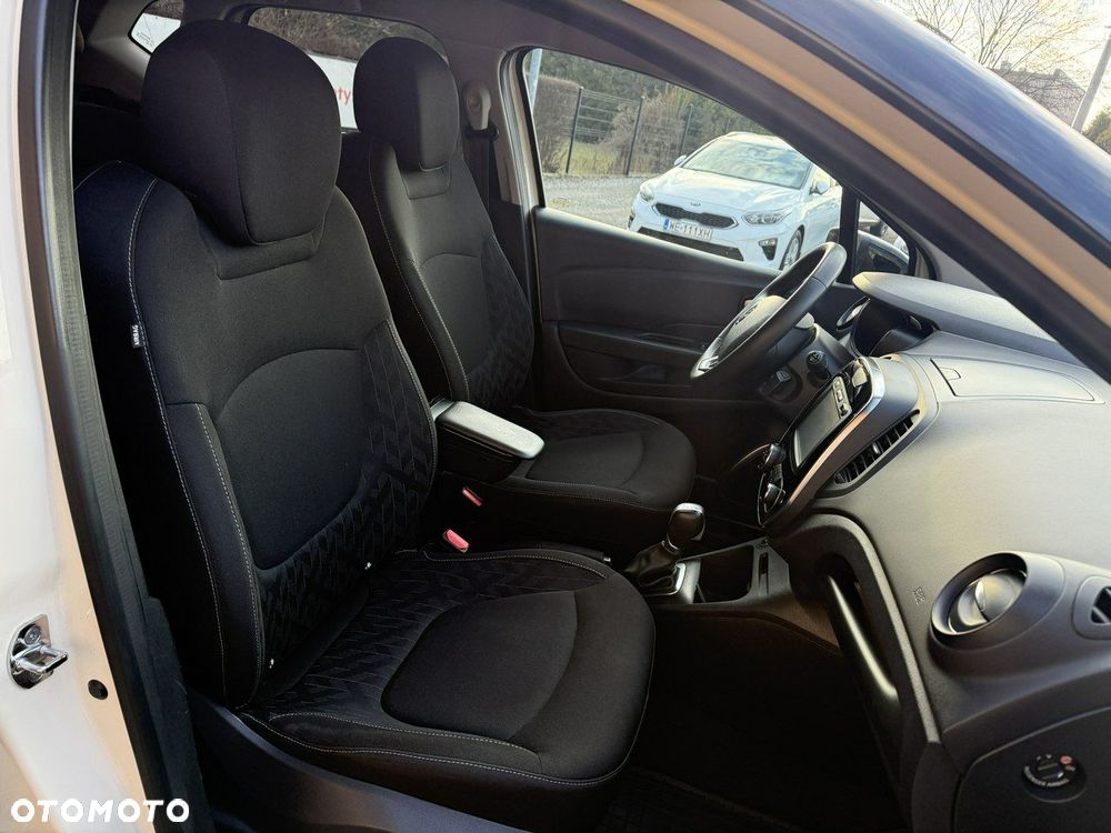 Renault Captur - 21