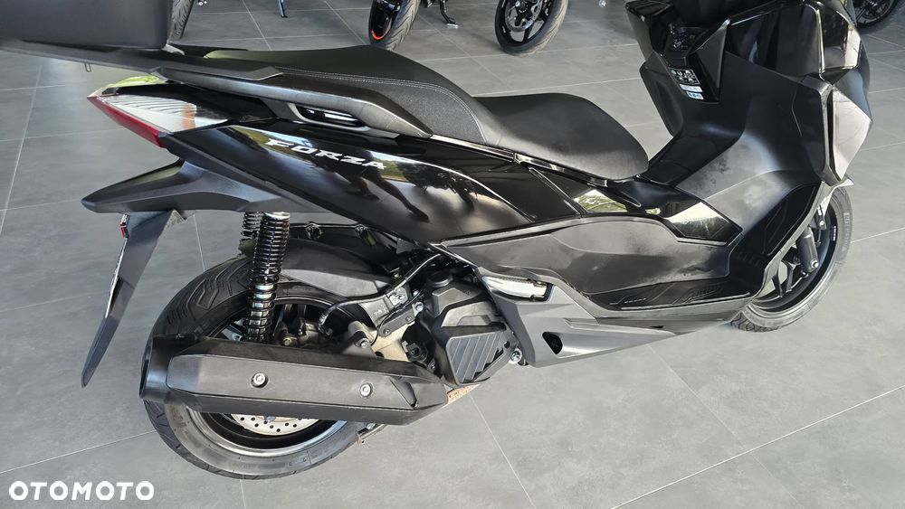 Honda NSS - 30