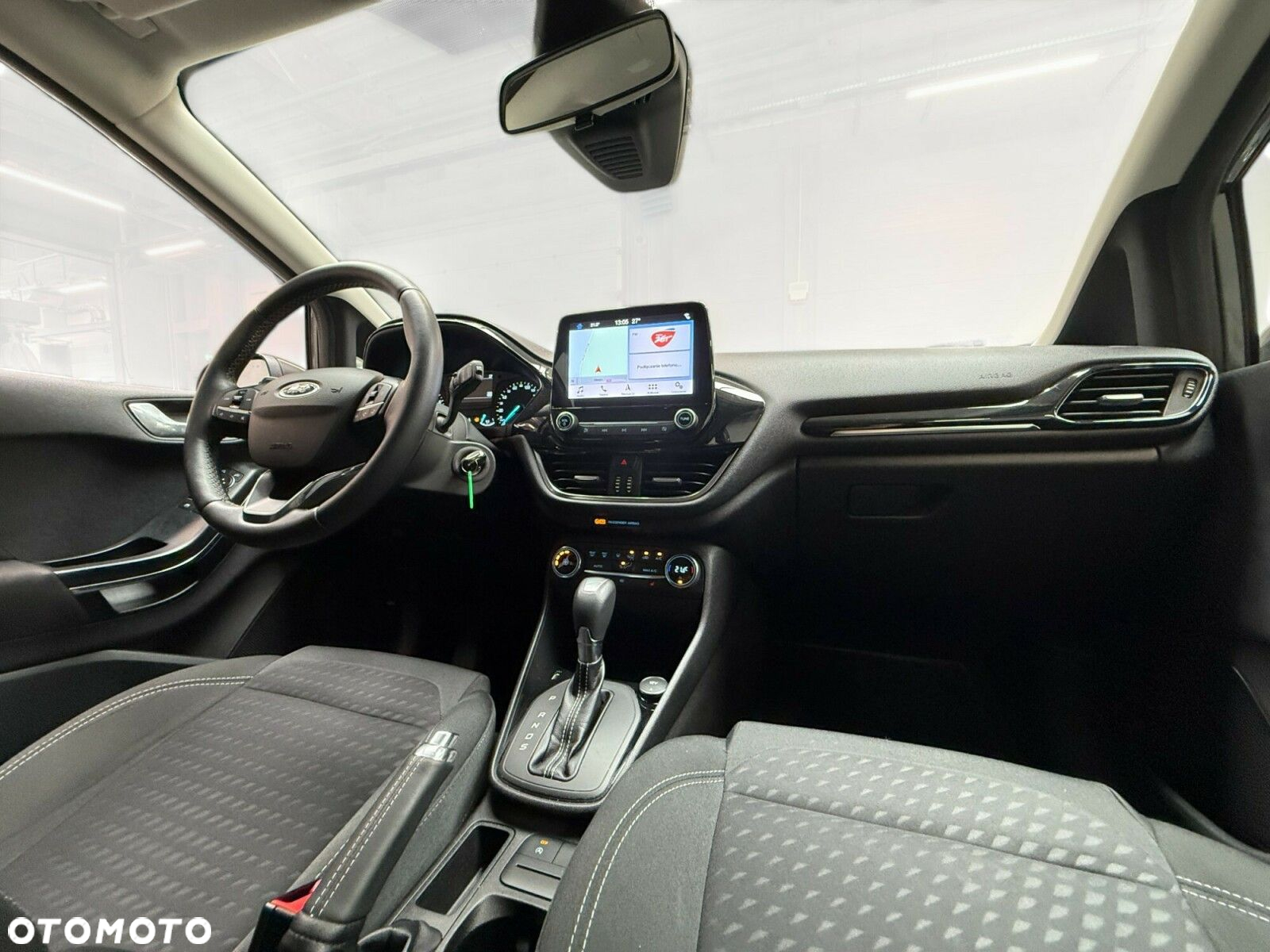 Ford Fiesta - 25