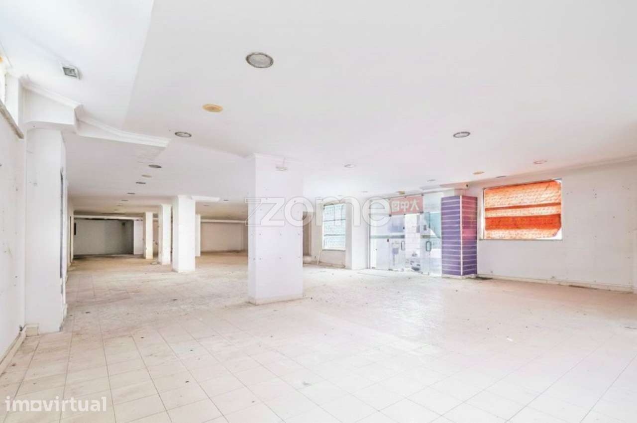Loja Ampla - Excelente Ativo Comercial, Massamá Centro - Grande imagem: 4/25