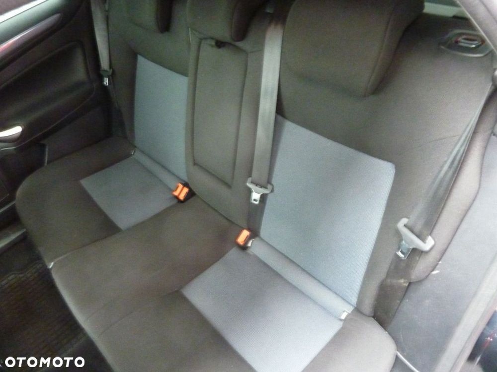 Ford Mondeo - 13