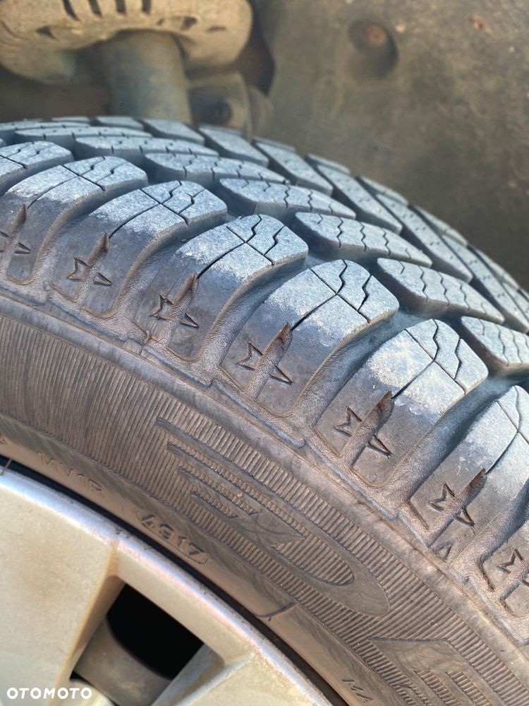 Skoda Fabia 1.4 16V Ambiente - 25