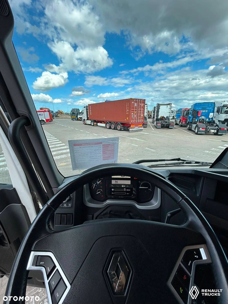 Renault T 460 - 12