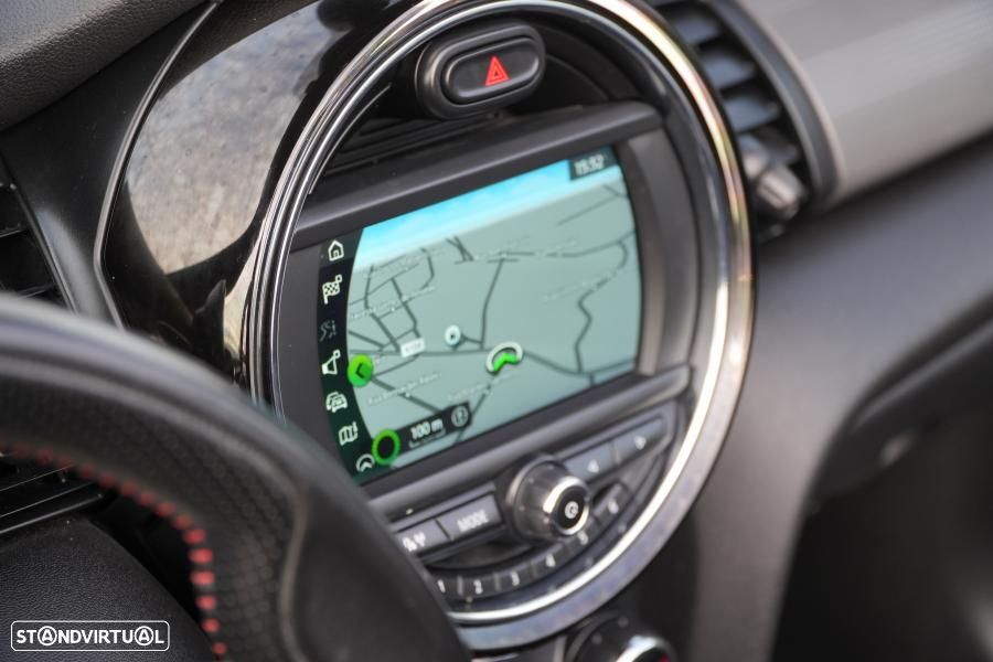 MINI Cabrio Cooper Premium JCW Auto - 17