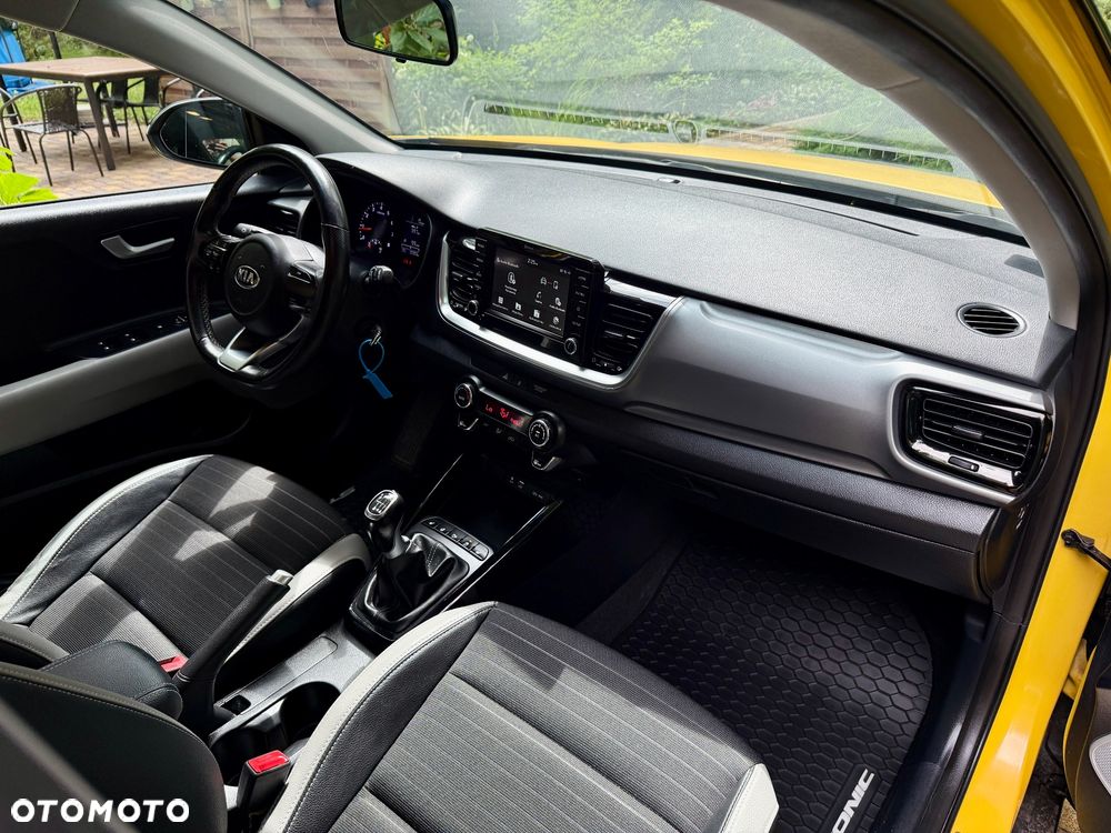 Kia Stonic 1.4 L - 16