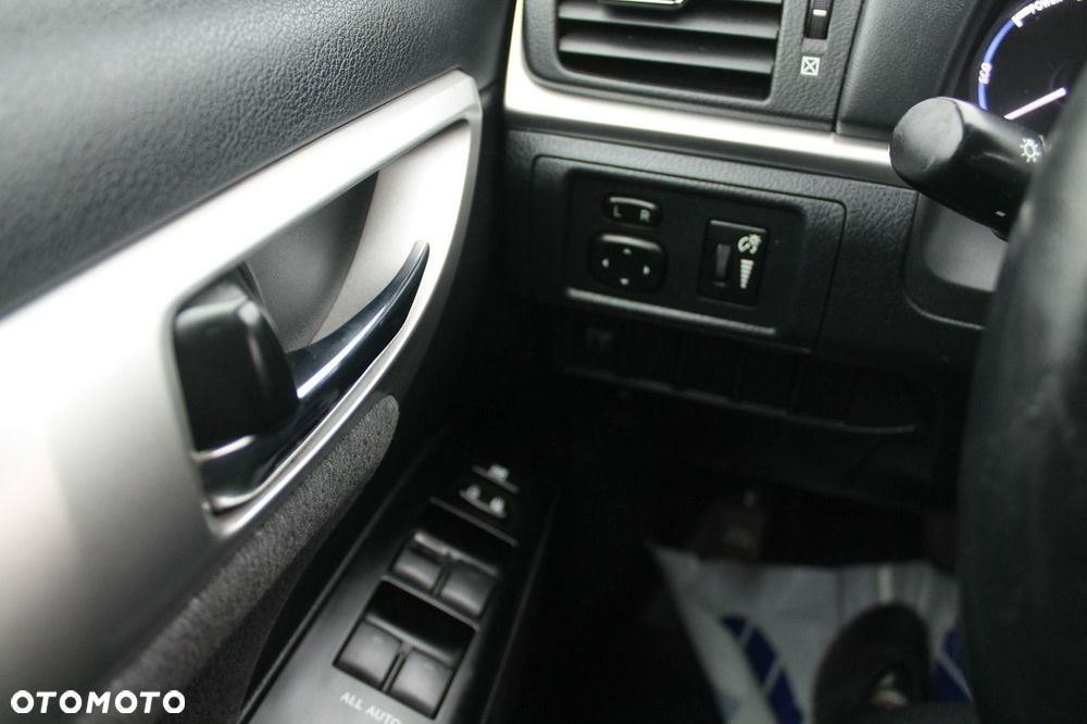 Lexus CT - 17
