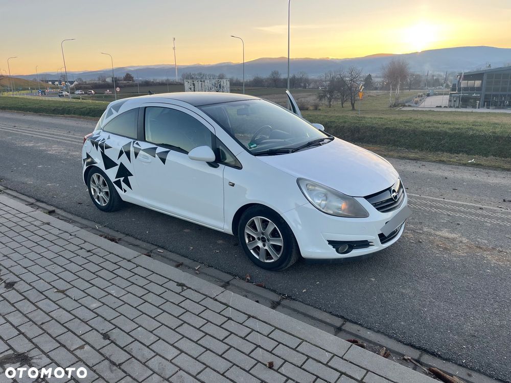 Opel Corsa - 2