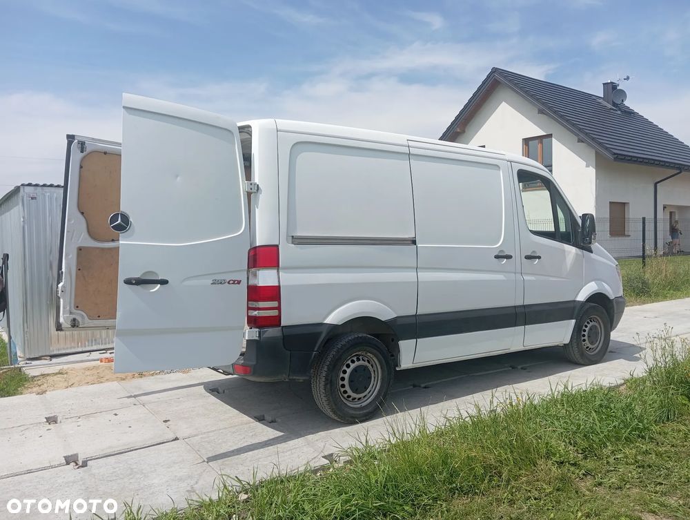 Mercedes-Benz SPRINTER 210 - 7