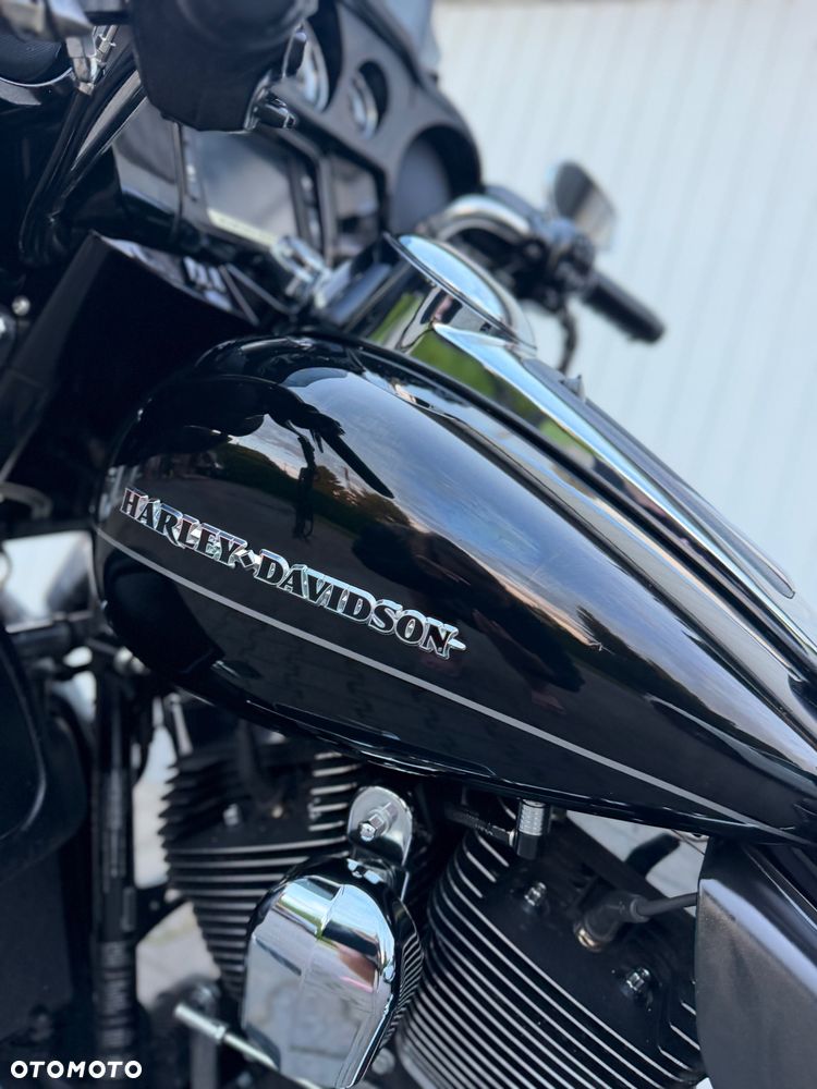 Harley-Davidson Touring Electra Glide - 16