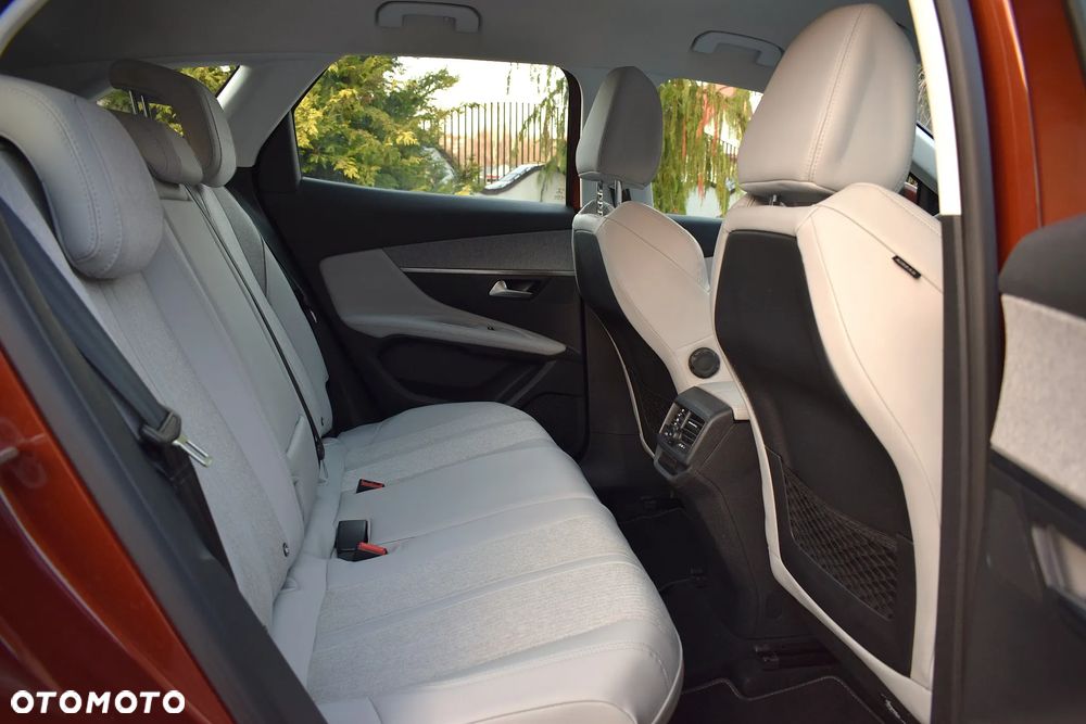 Peugeot 3008 1.5 BlueHDi Allure S&S - 8