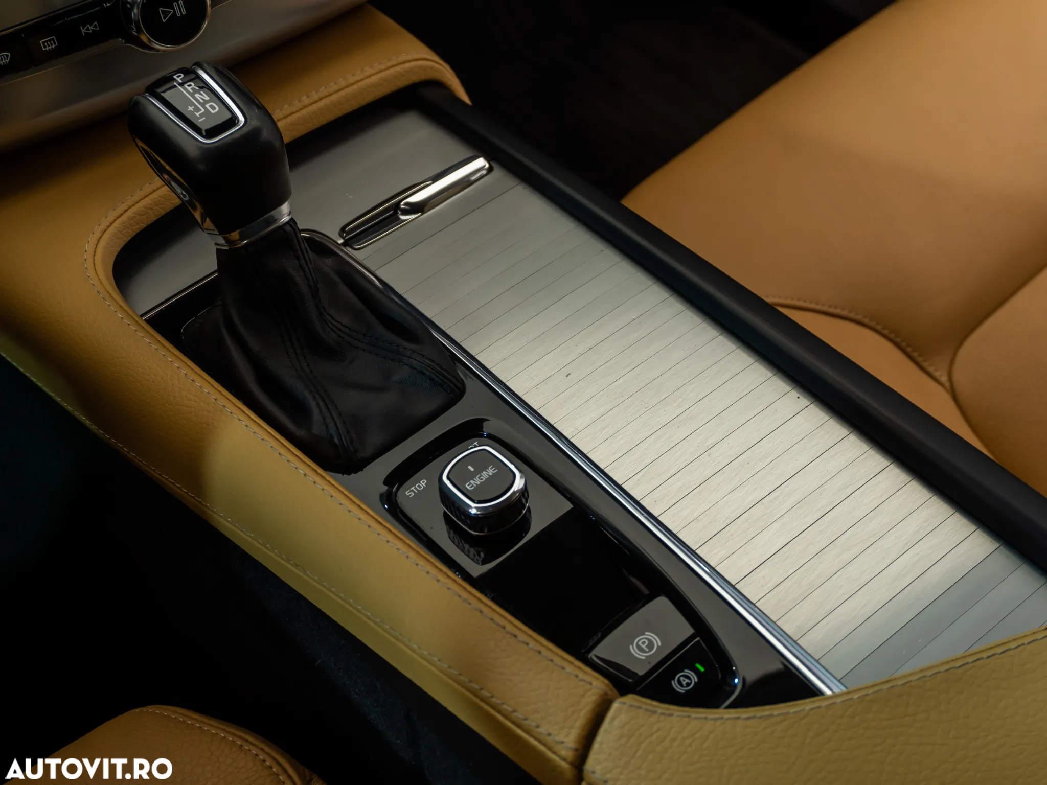 Volvo XC 90 D4 Geartronic Momentum - 27
